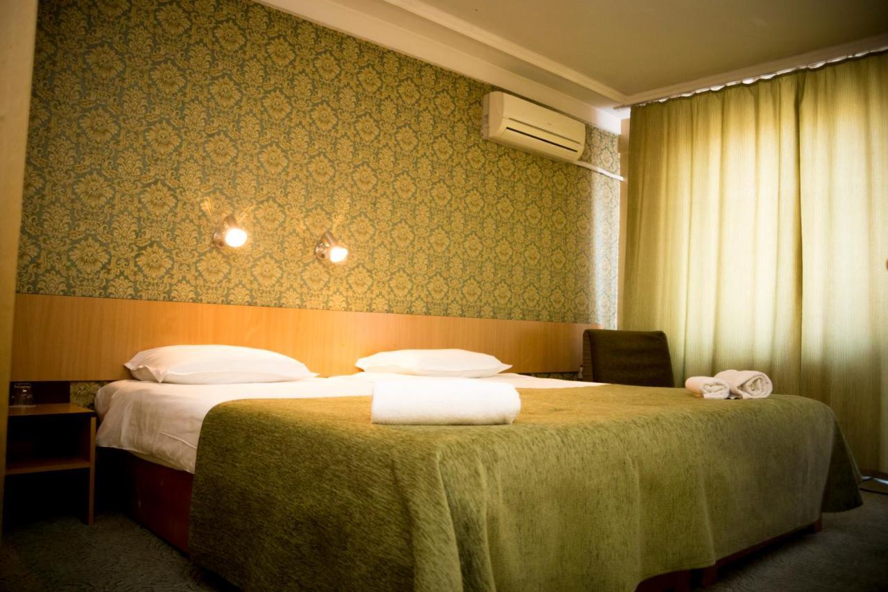 Noviz Hotel Plovdiv Exterior foto